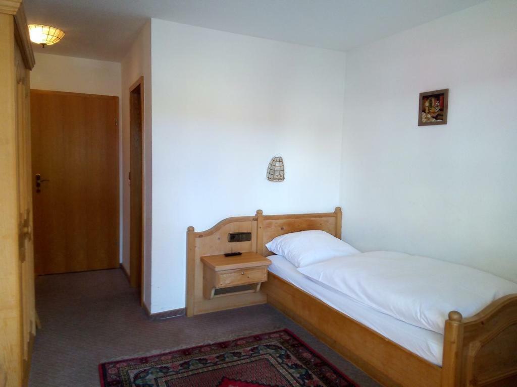 Gaestehaus Roessle Roetenbach  Luaran gambar