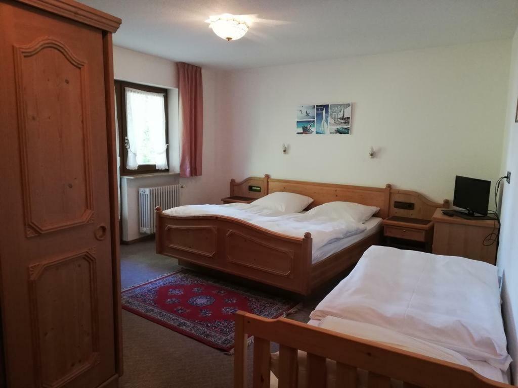 Gaestehaus Roessle Roetenbach  Luaran gambar